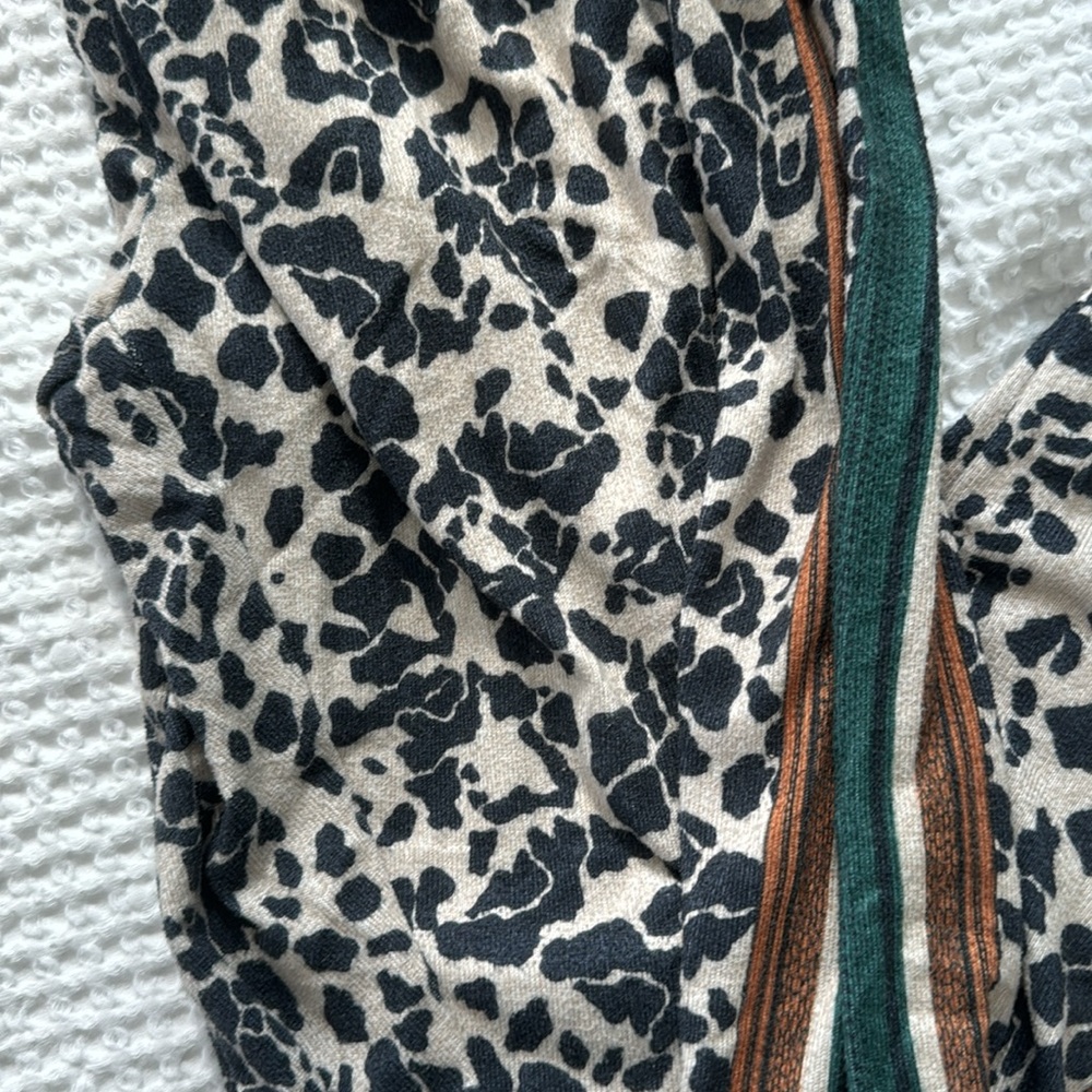 Joggers - Picture 2 of 4